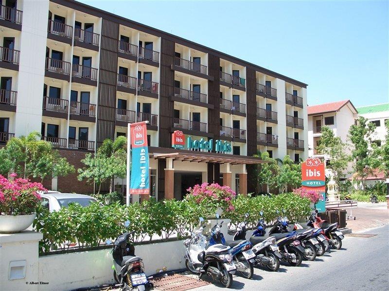 Ibis Phuket Patong Hotel Exterior photo