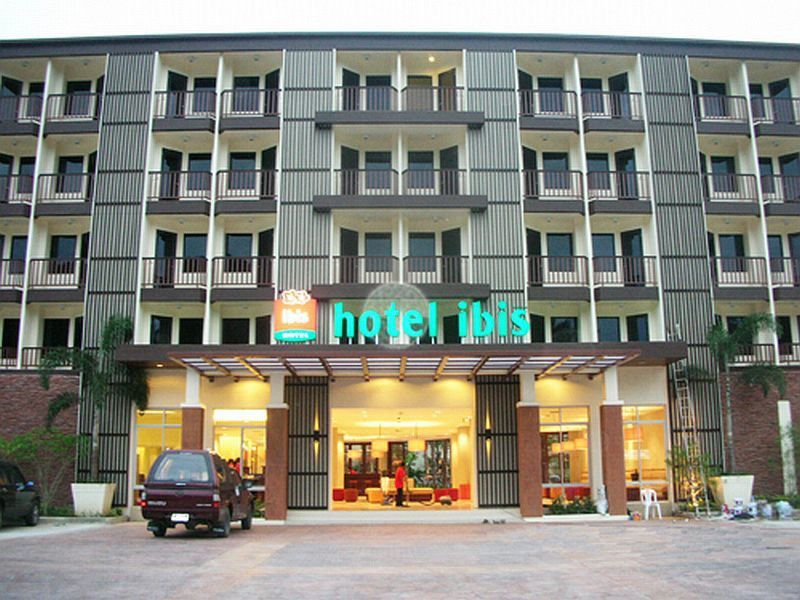 Ibis Phuket Patong Hotel Exterior photo